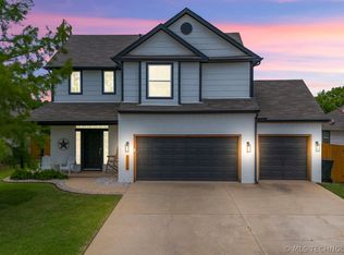 3304 N 1st St, Broken Arrow, OK 74012