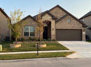 4040 Honeyapple Way, Fort Worth, TX 76137