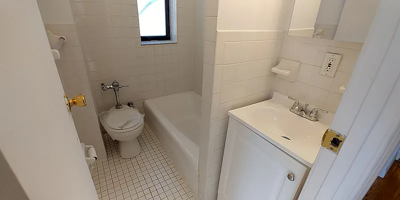 Rented by GPA Realty | media 41