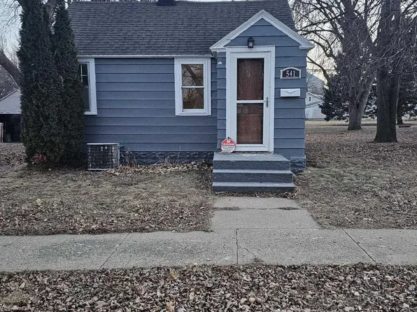 541 E Maple Dr, Hartley, IA 51346