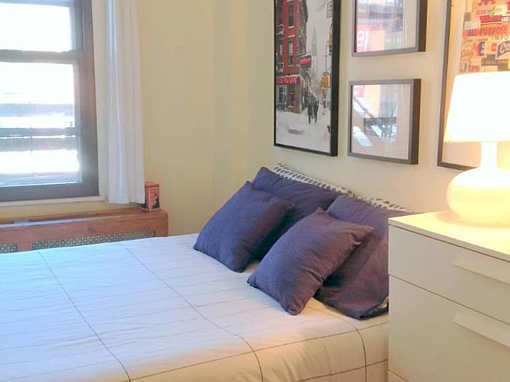 2nd image of 61 Horatio St #3D