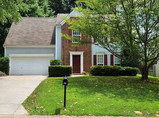 9916 Gray Dove Ct, Charlotte, NC 28216