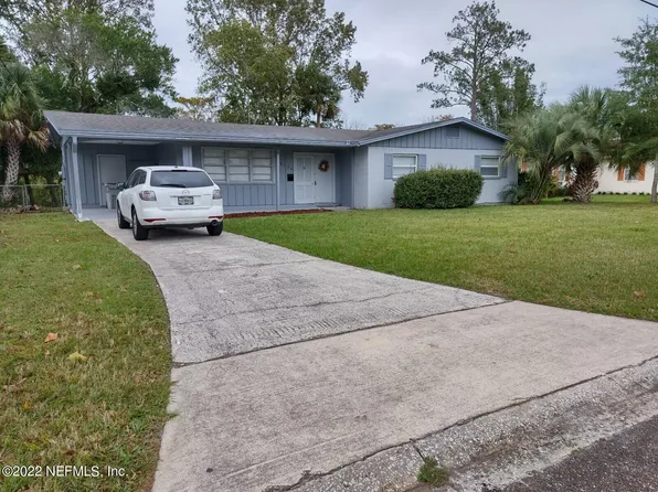 5125 Greenway Dr N, Jacksonville, FL 32244