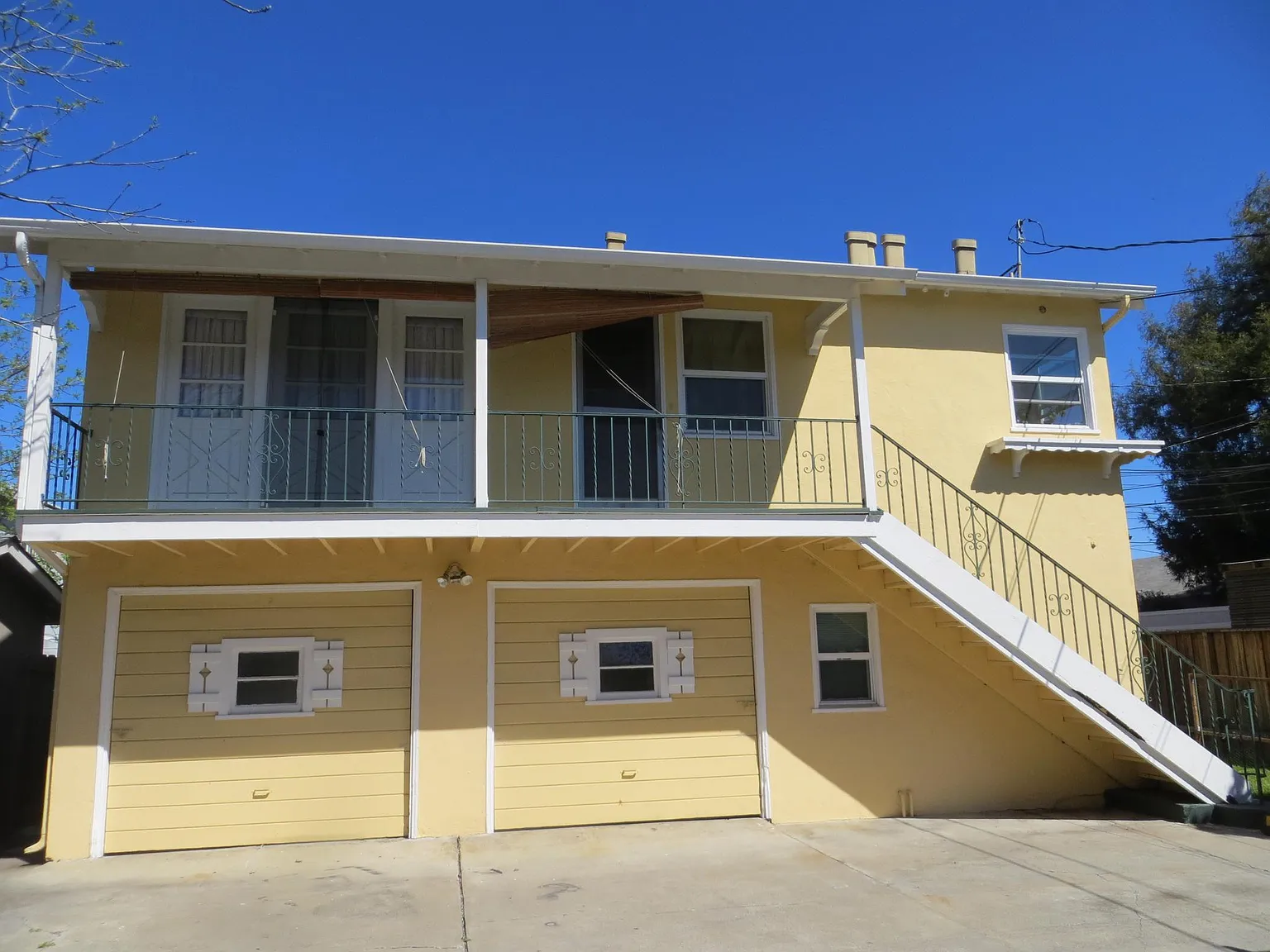 Studio, $1,875 — Photo 1