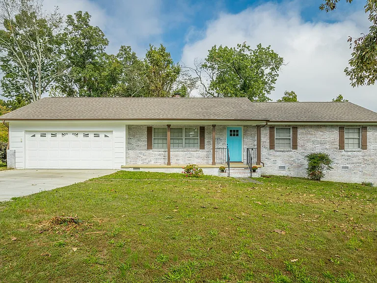 1403 Clearpoint Dr — Photo 63