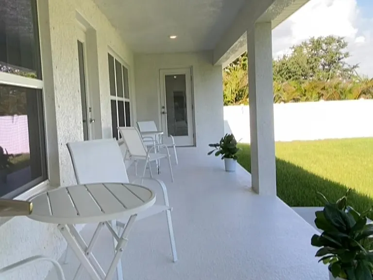 15329 Aldama Cir — Photo 19