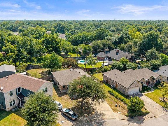 2nd image of 2100 Boyer Dr
