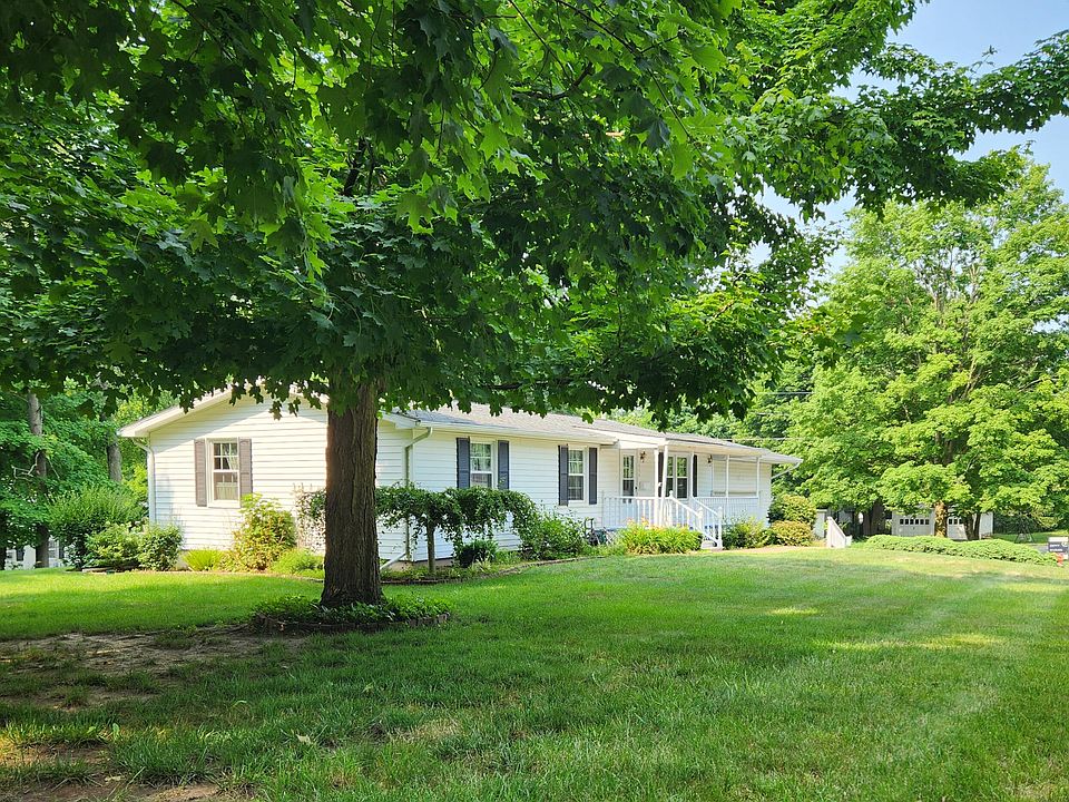 400 Parkwood Dr, Jonesville, MI 49250 Zillow