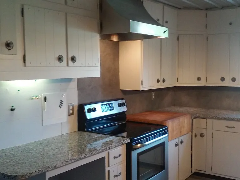 213 E Western Ave #A — Photo 10