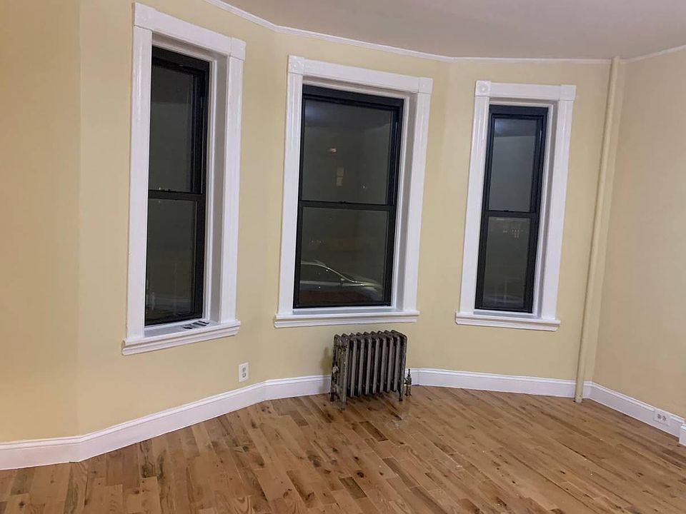 2nd image of 8722 111th St APT 2