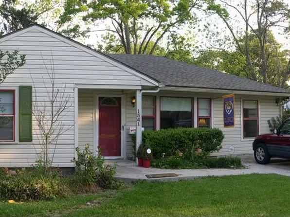 1341 Candlelight Ln, Houston, TX 77018
