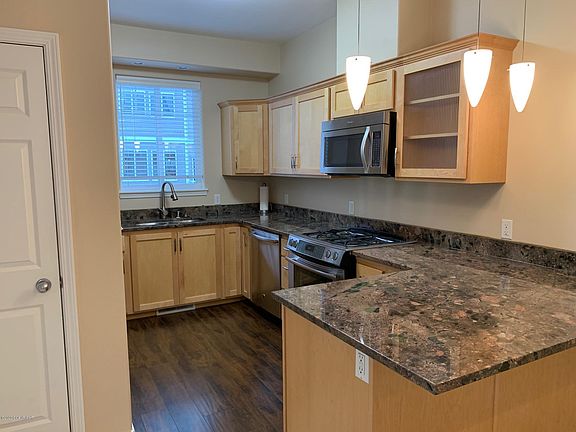 3rd image of 2163 W 29th Ave APT 11