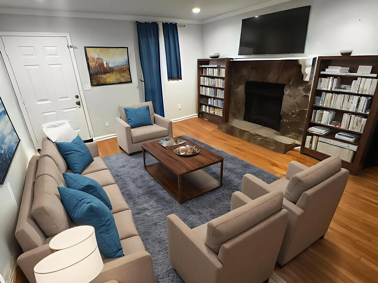 3 bed, 1308 sqft, $650 — Photo 2