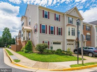 13201 Fox Ripple Ln, Herndon, VA 20171