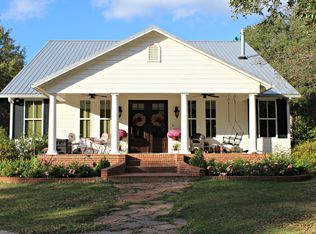 702 Queens, Lindale, TX 75771