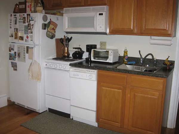 185 Old Mill Rd #4