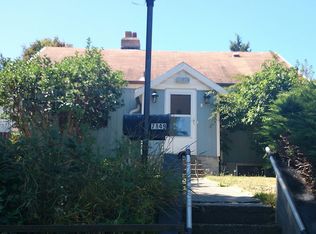 7149 32nd Ave SW, Seattle, WA 98126