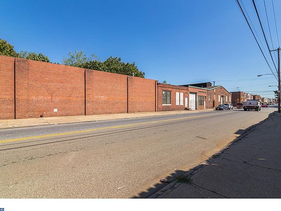 5th image of 2201 E Somerset St