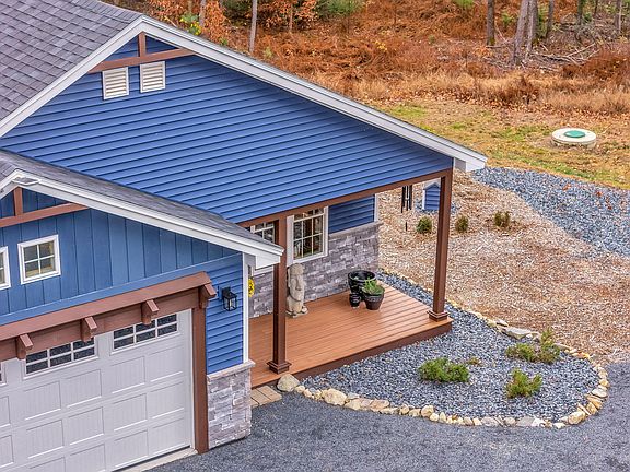 2nd image of 52 E Shore Road