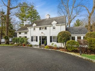6 Fellscrest Rd, Essex Fells, NJ 07021