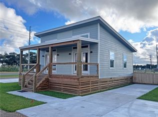 106 Landry Cir #106, Rockport, TX 78382