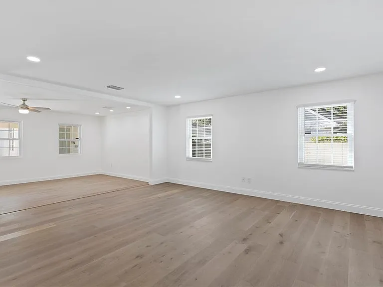 4704 W Brookwood Dr — Photo 9