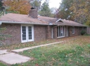 955 Stoneshire Dr, Highlandville, MO 65669