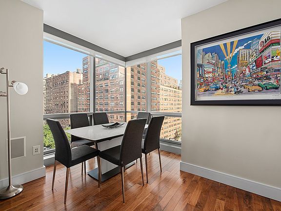 2nd image of 300 E 79th St APT 9B