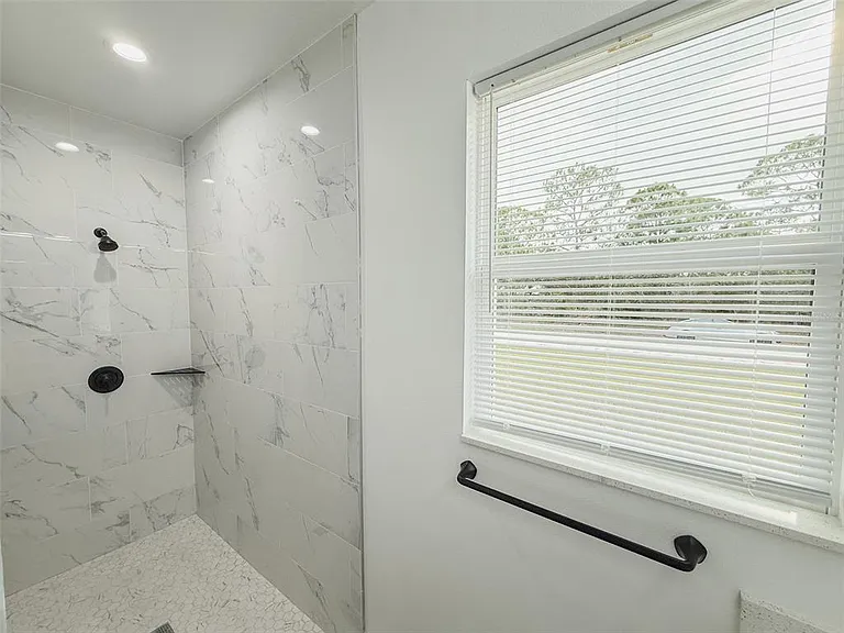 824 Hanover Ave — Photo 4
