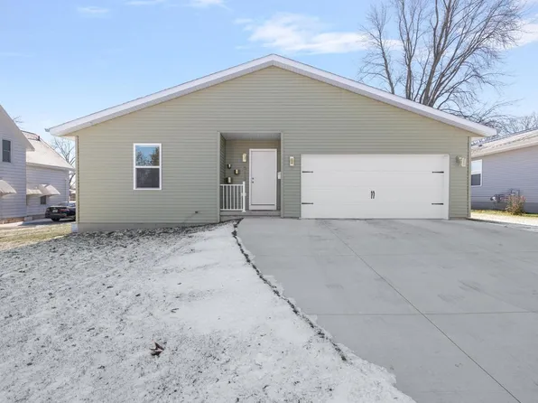 512 Grove STREET, Fond Du Lac, WI 54935