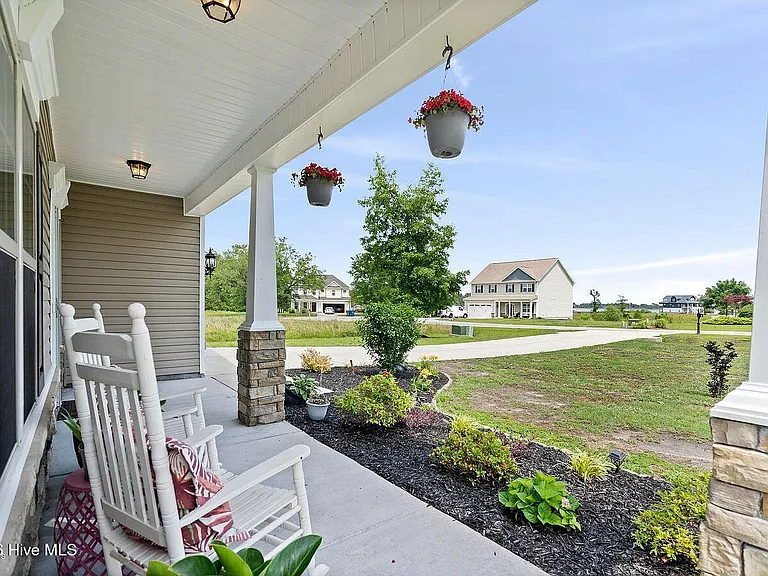 213 Willas Ct — Photo 15