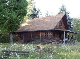 8312 N Poplar Ave, Paris, MI 49338