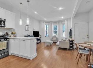 813 6th St FLOOR 2, Secaucus, NJ 07094