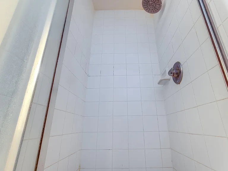 18231 Afton Hollow Ln — Photo 17