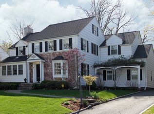 5 Forest Dr, Short Hills, NJ