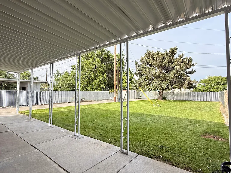 1520 Mahan Ave — Photo 21