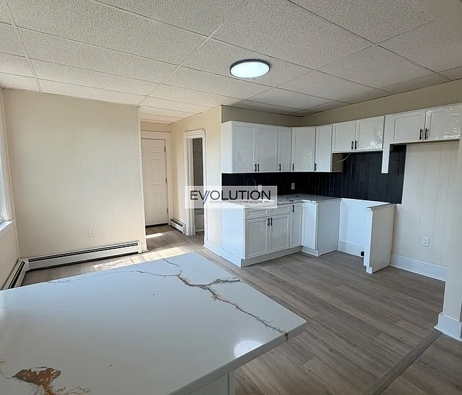 906 Park St #3W — Photo 5