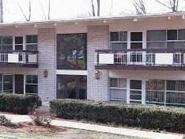 7717 Donnybrook Ct APT 103, Annandale, VA 22003