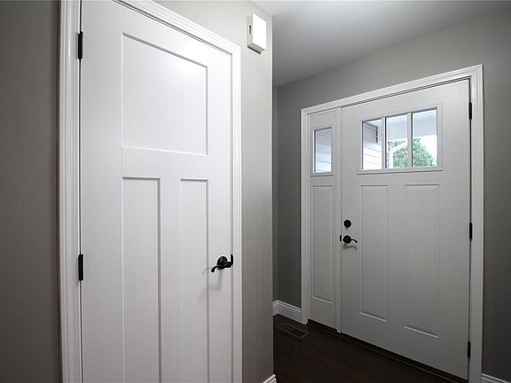 2nd image of 3333 Preston Dr