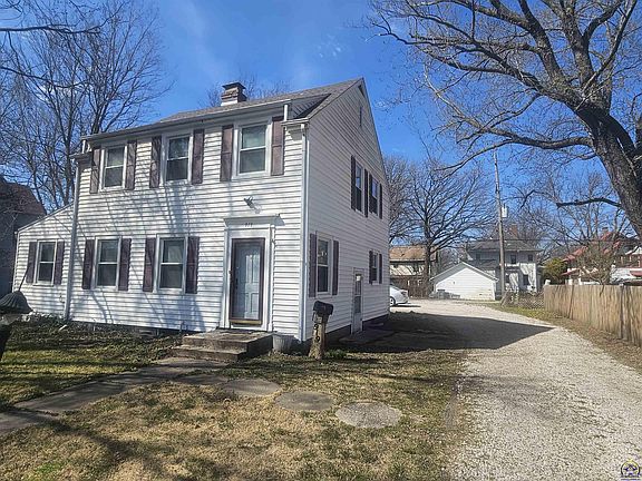 4th image of 919 Union St