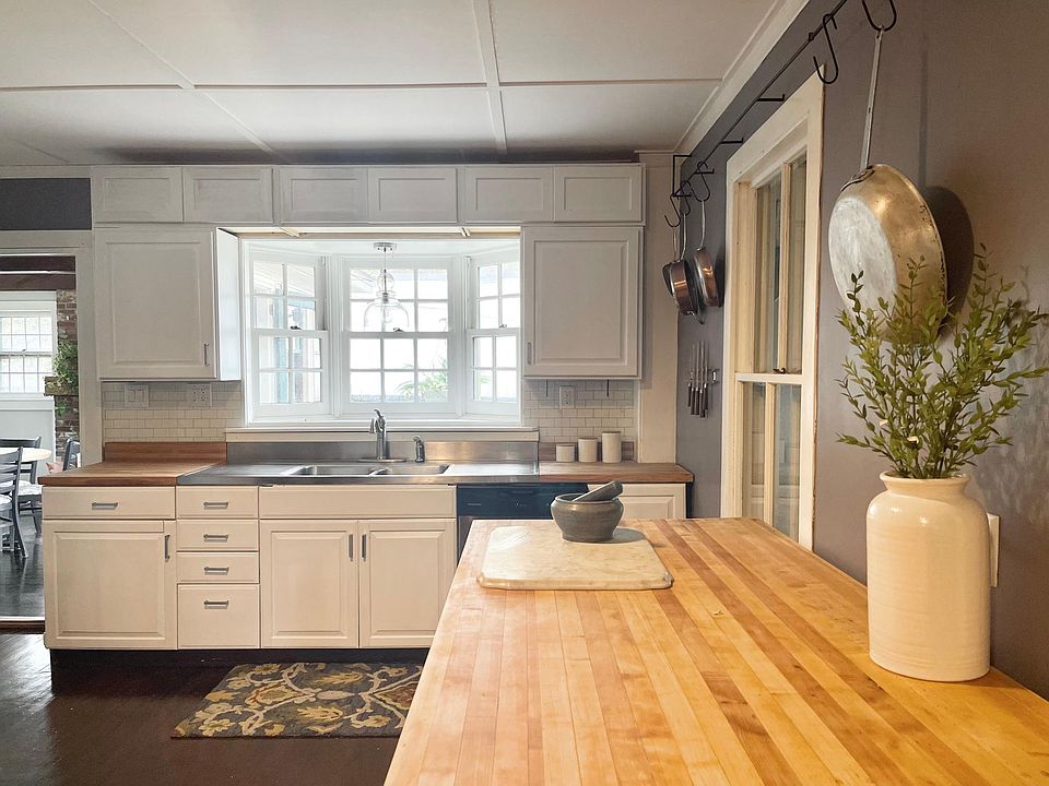 Kitchen with 8_ butcher block table