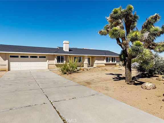 3rd image of 8444 Acoma Trl