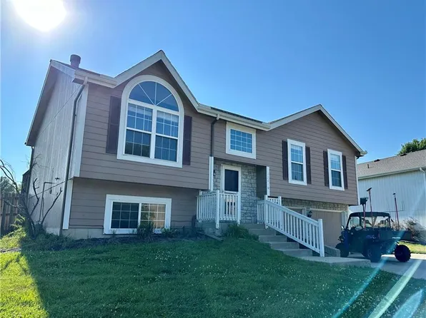 13610 Hunter Dr, Platte City, MO 64079