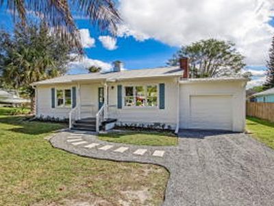 4228 SE Bayview Street, Stuart, FL, 34997