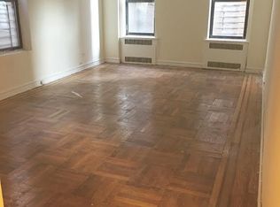 10824 71st Ave APT 1L, Forest Hills, NY 11375