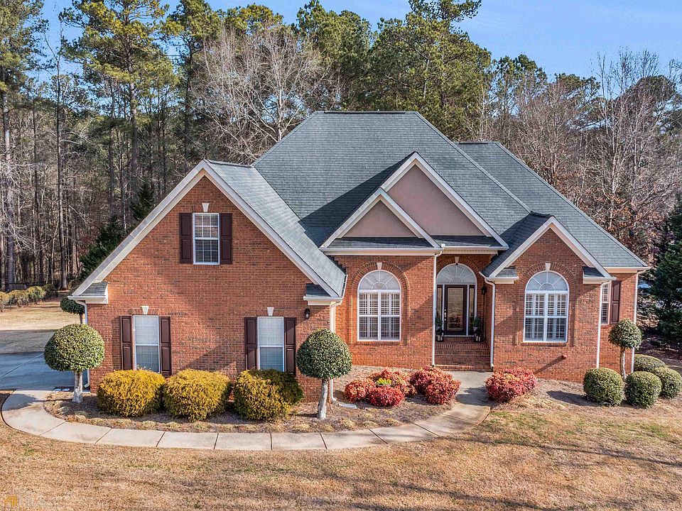 1st image of 115 Crown Springs Dr