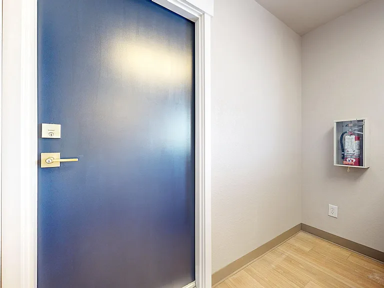 1027 Eagle Dr — Photo 25