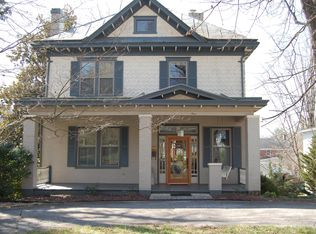 4 Edmondson Ave, Lexington, VA 24450