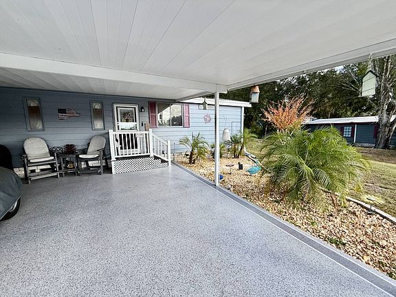 4th image of 654 Hickory Hl