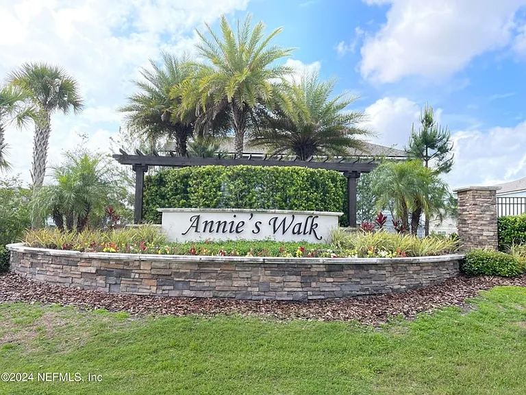 13112 Annies Walk Dr — Photo 23